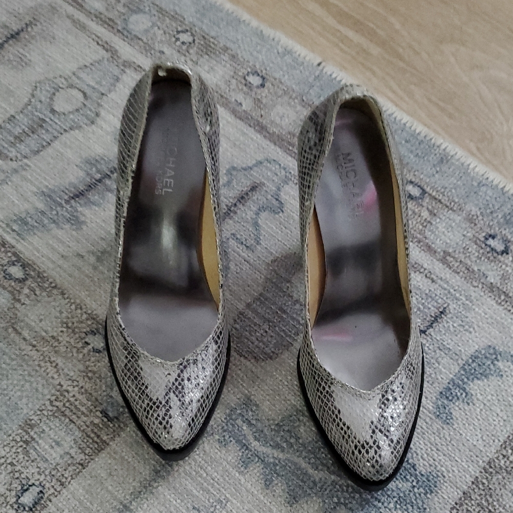 Michael Kors Silver Leather Snakeskin Platform Pump Heels Shoes Sz7